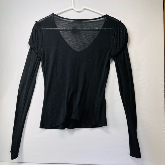 Max‎ Studio Black V-Neck Long Sleeve Blouse - Picture 3 of 7